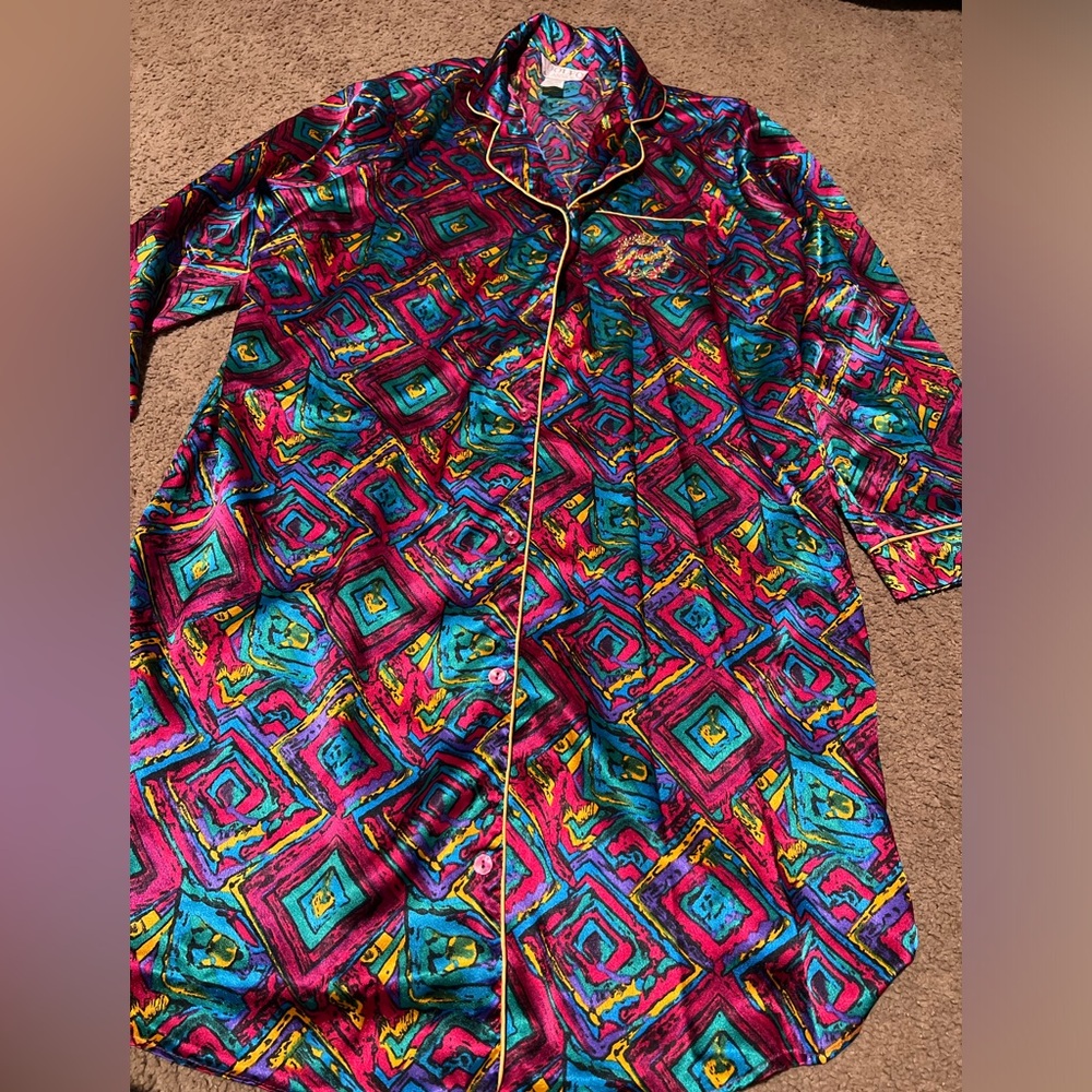 Vintage Vibrant Multicolor bed shirt